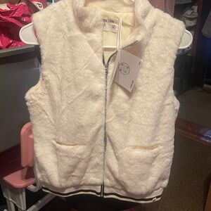 NWT Sovereign Code Girls' Hermine Faux Fur Vest Off White